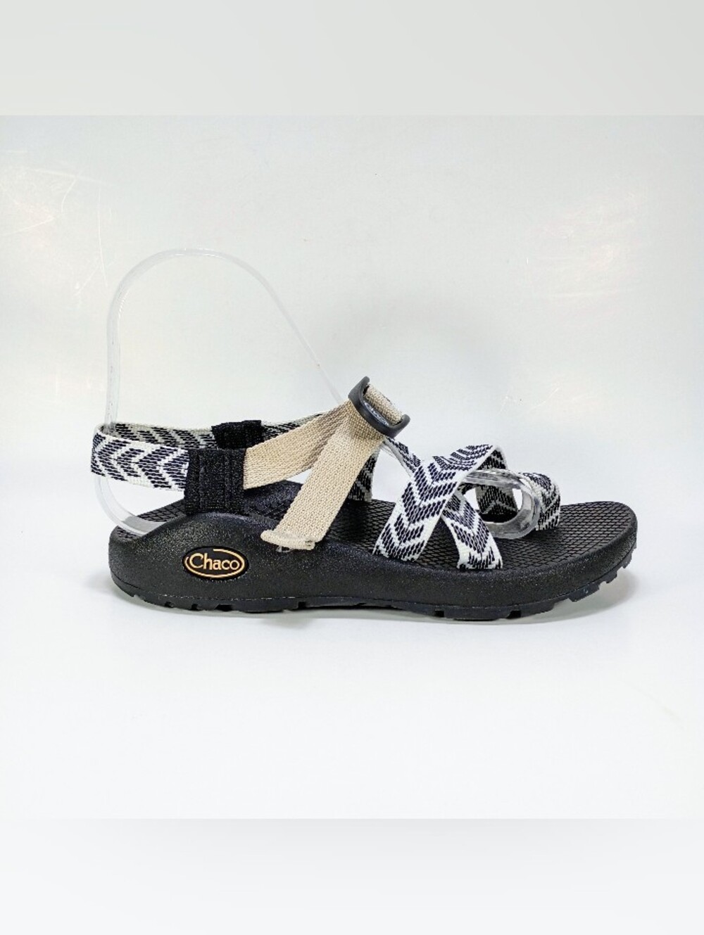 Chaco Z2 Classic Womens 6 Black And White Strappy Outdoor Sport Hiking Sandals